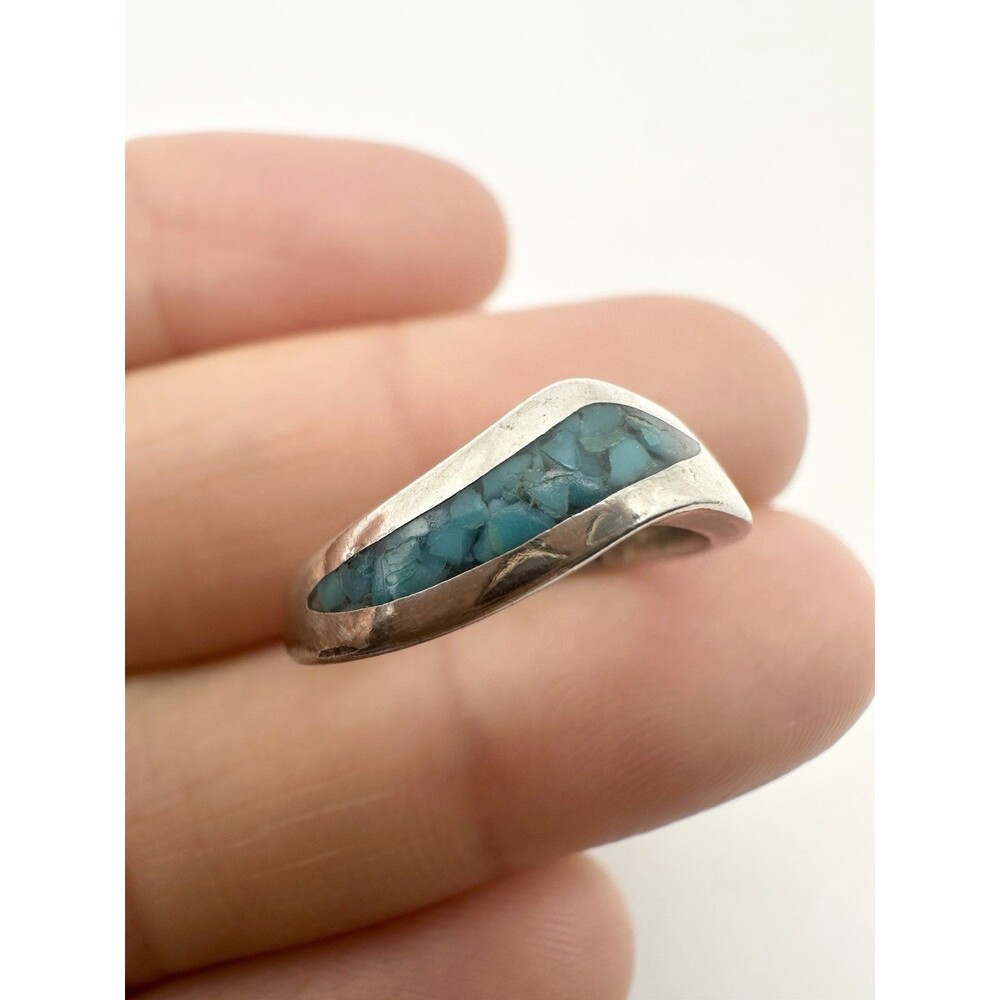 Vintage Turquoise Chip Inlay Ring Size 4